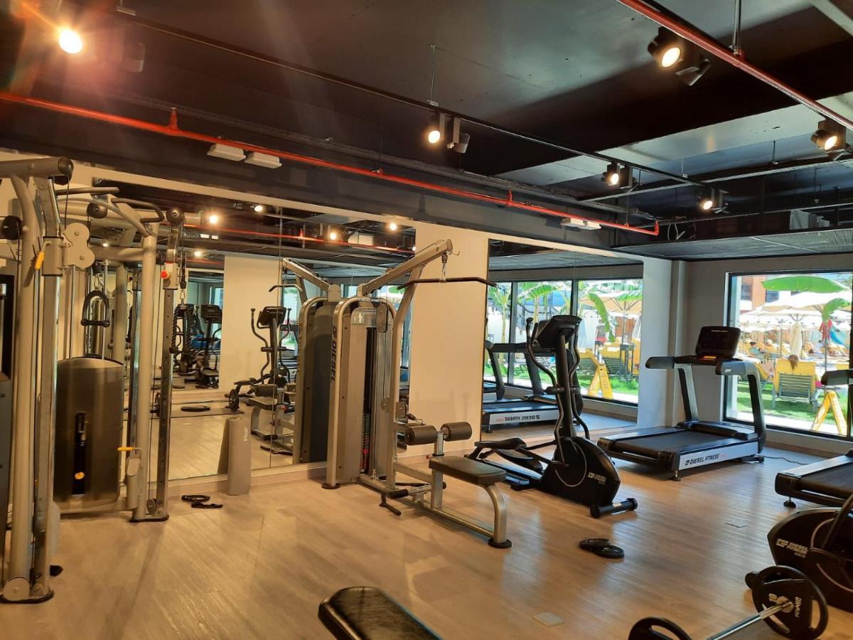 Sundia Exclusive By Liberty Fethiye Adults Only Hotel Eksteriør billede The gym at the hotel