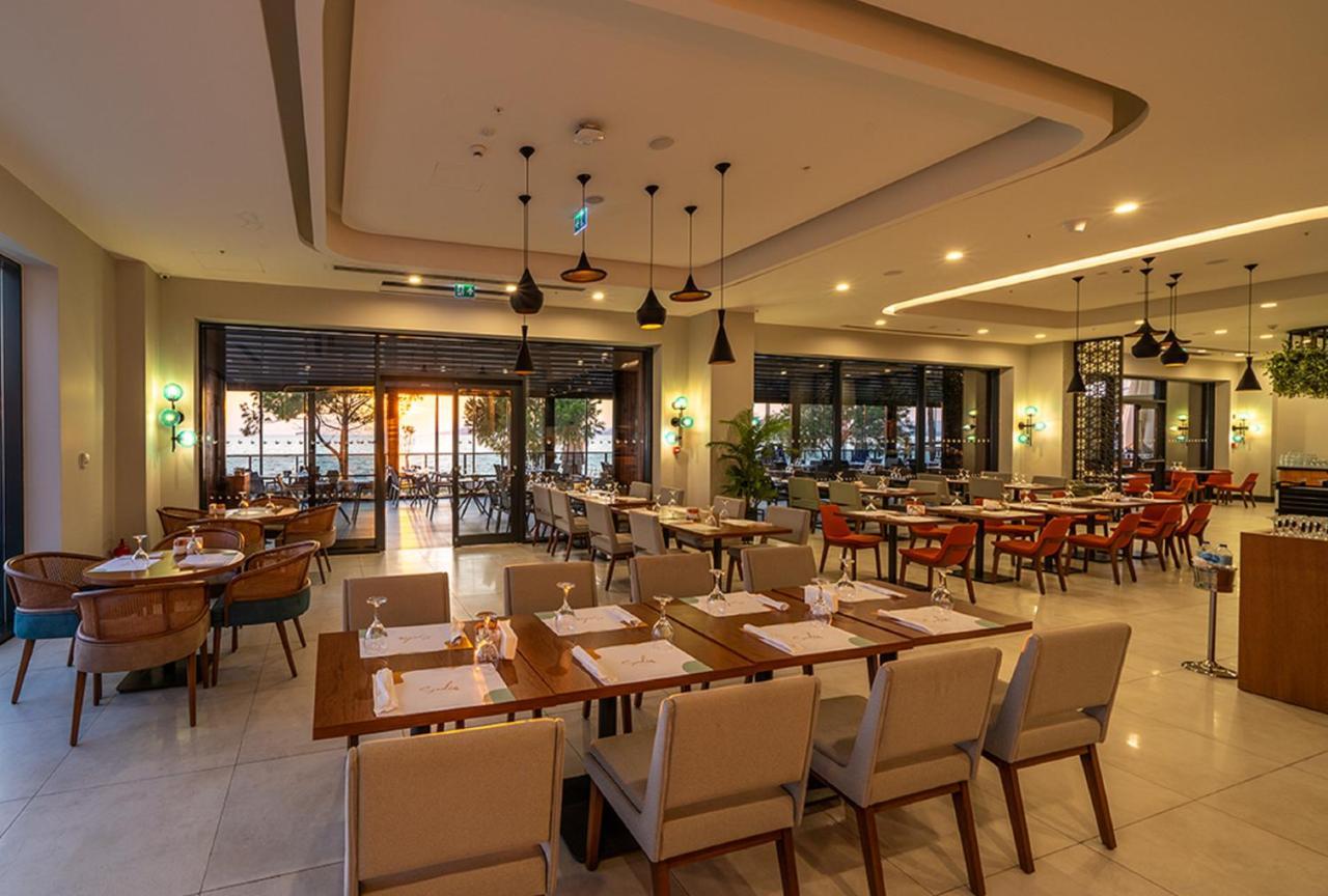 Sundia Exclusive By Liberty Fethiye Adults Only Hotel Eksteriør billede The restaurant